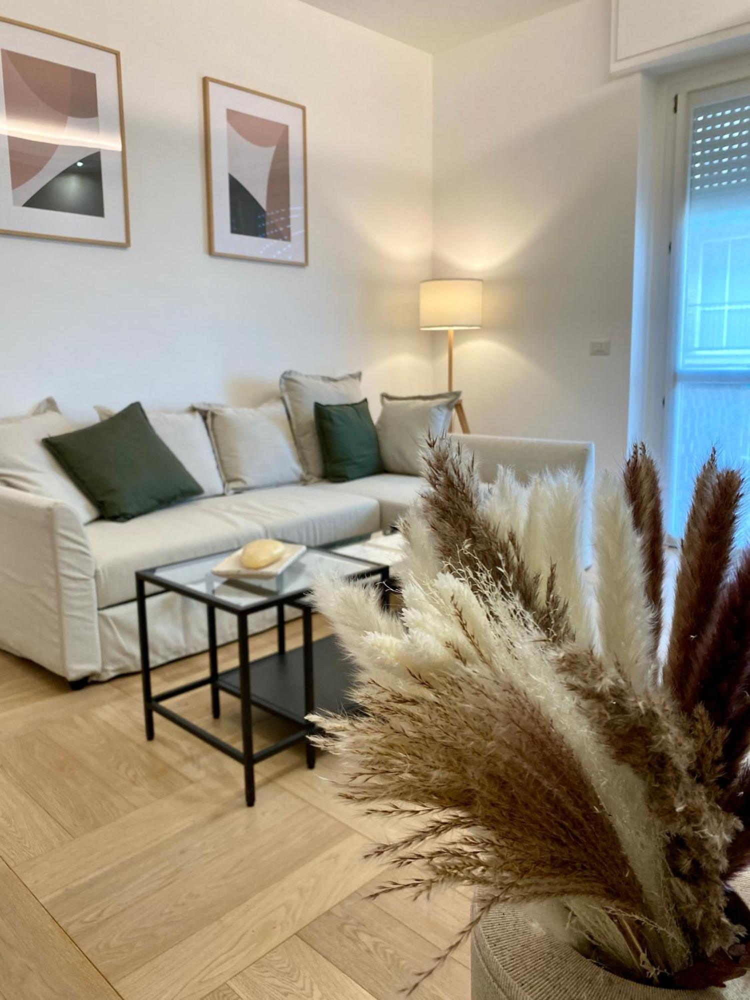 Faenza 18, A Cozy Apartment Milan Bagian luar foto